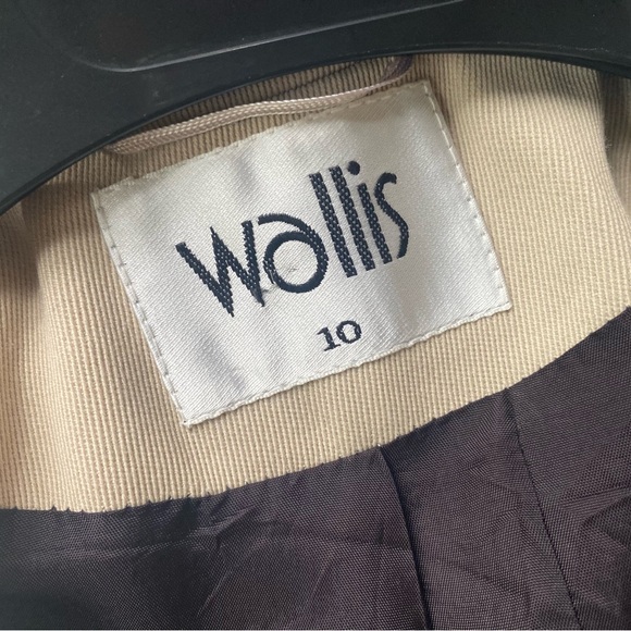 Modern maxi double-breasted trench coat - Picture 9 of 12